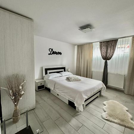 Apartamento La Relax Braşov Exterior foto